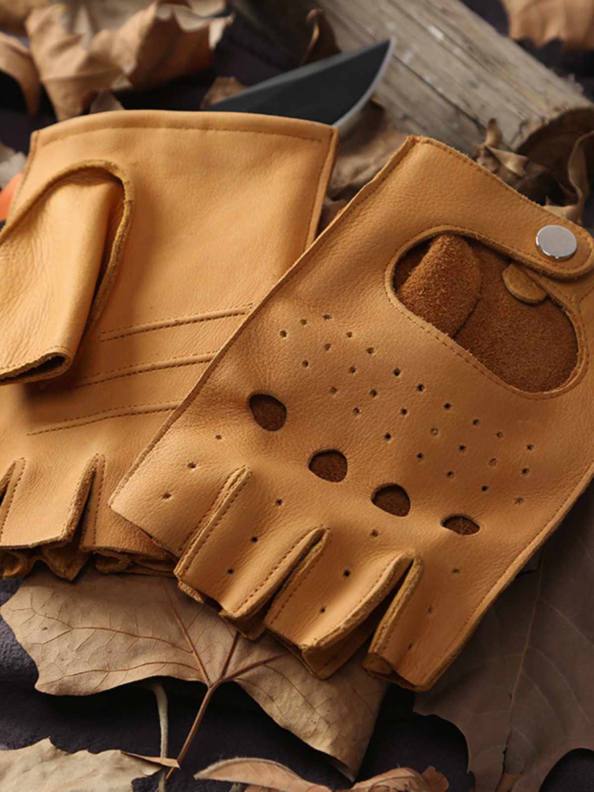 メンズアウトドアレザーグローブハーフフィンガー通気性厚手フィ - Leather Driving Glove のレビューと価格