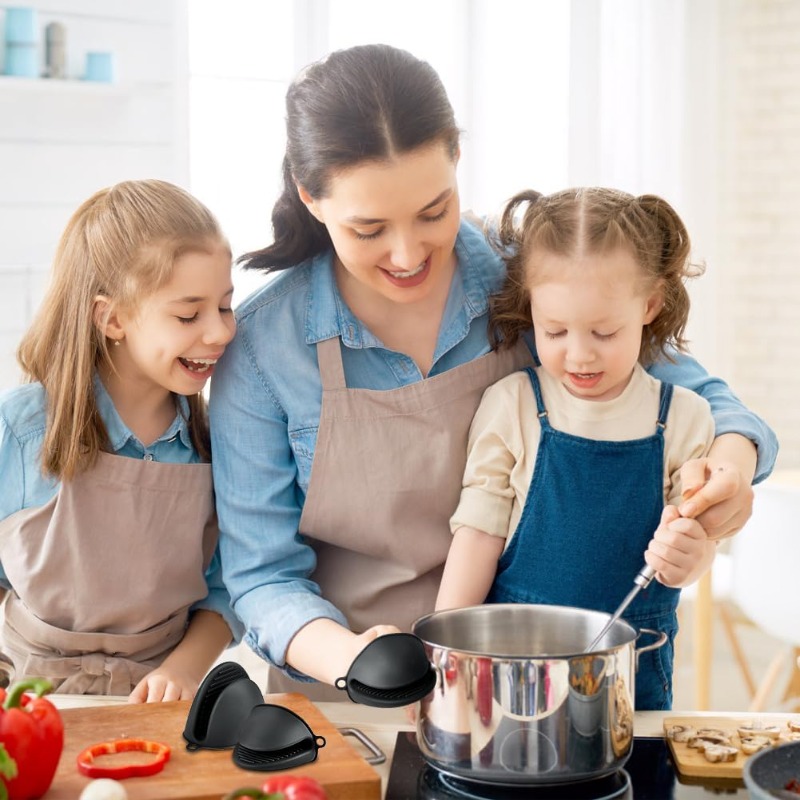 電子レンジ用シリコン製耐熱手袋1組。耐熱性があり、滑り止め加 - Oven Mitt Silicone のレビューと価格